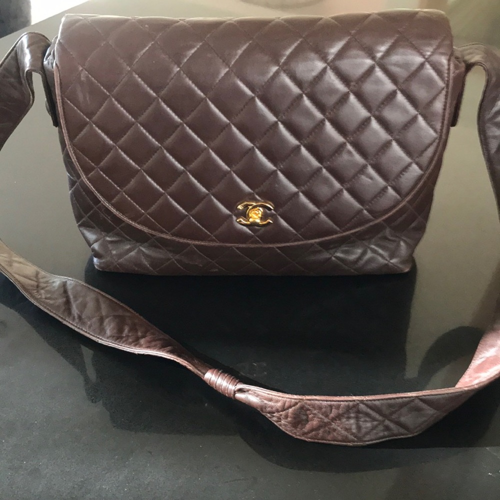 Chanel Vintage Quilted Caviar Leather Shoulder Bag